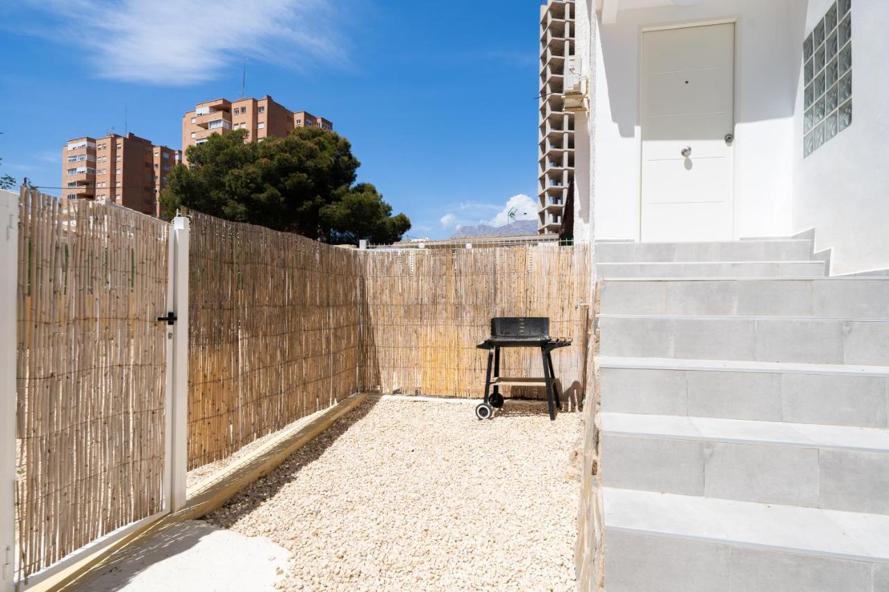 Villa Casa con terreno privado - a 800m de Playa Poniente Benidorm Exterior foto